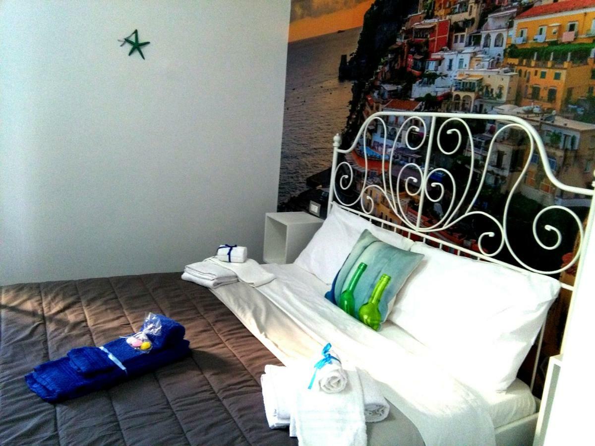 Villa Vittoria Mini Hotel Salerno Bagian luar foto