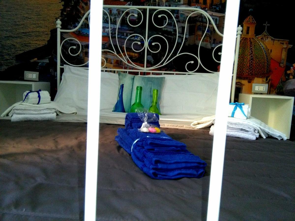 Villa Vittoria Mini Hotel Salerno Bagian luar foto