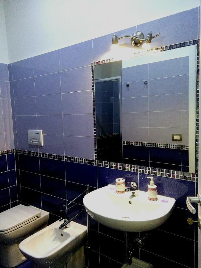Villa Vittoria Mini Hotel Salerno Bagian luar foto