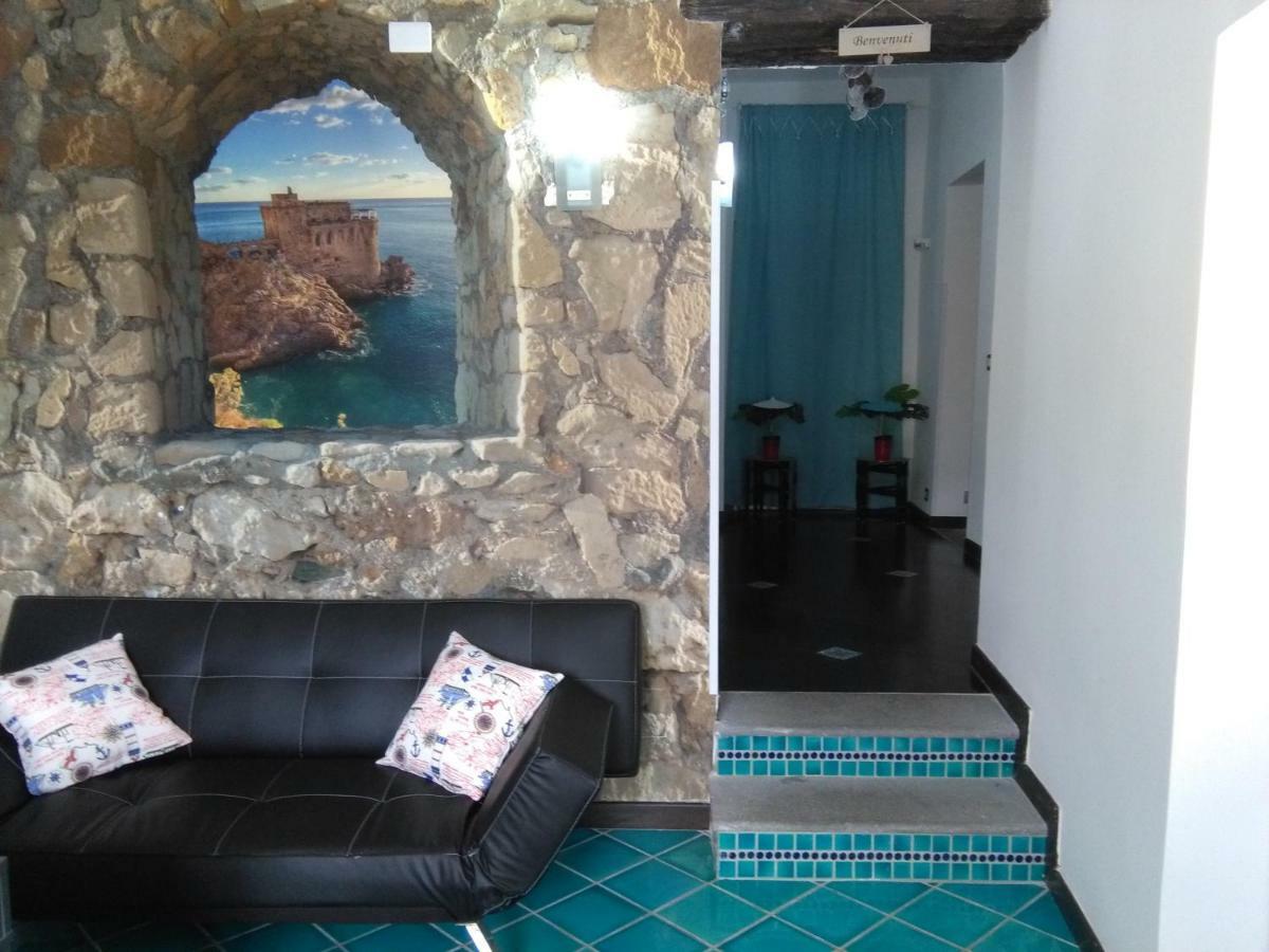 Villa Vittoria Mini Hotel Salerno Bagian luar foto
